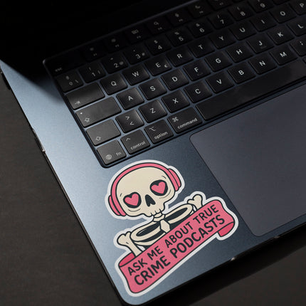 SKELETON  WITH HEADPHONE