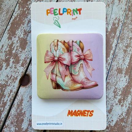 PINK COWGIRL SHOES MAGNET