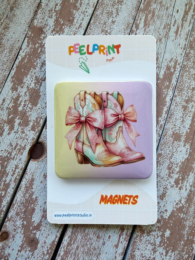 PINK COWGIRL SHOES MAGNET