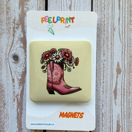 VINTAGE COW GIRL SHOE MAGNET