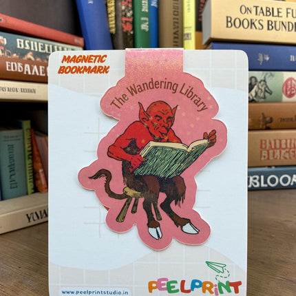 THE WANDERING LIBRARY MAGNETIC BOOKMARK