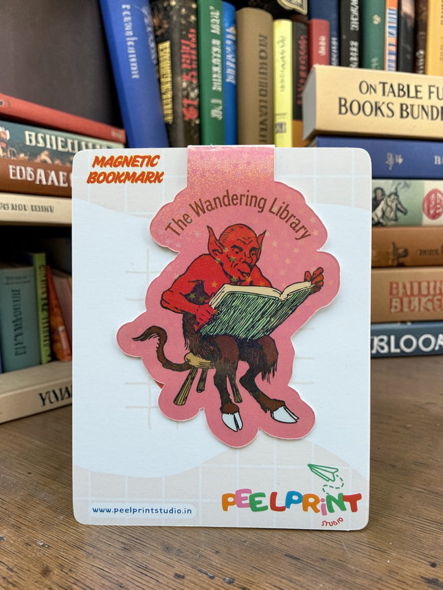 THE WANDERING LIBRARY MAGNETIC BOOKMARK